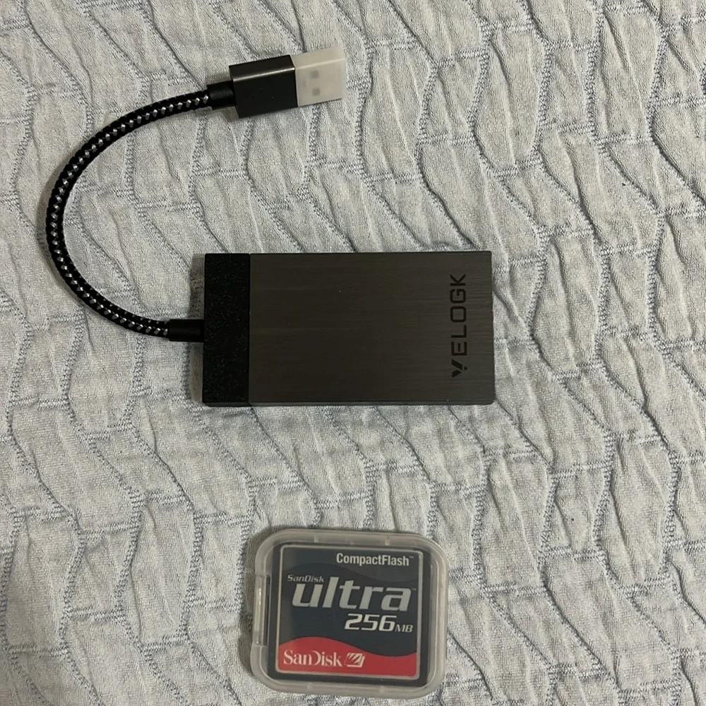 Nikon CoolPix 5700
